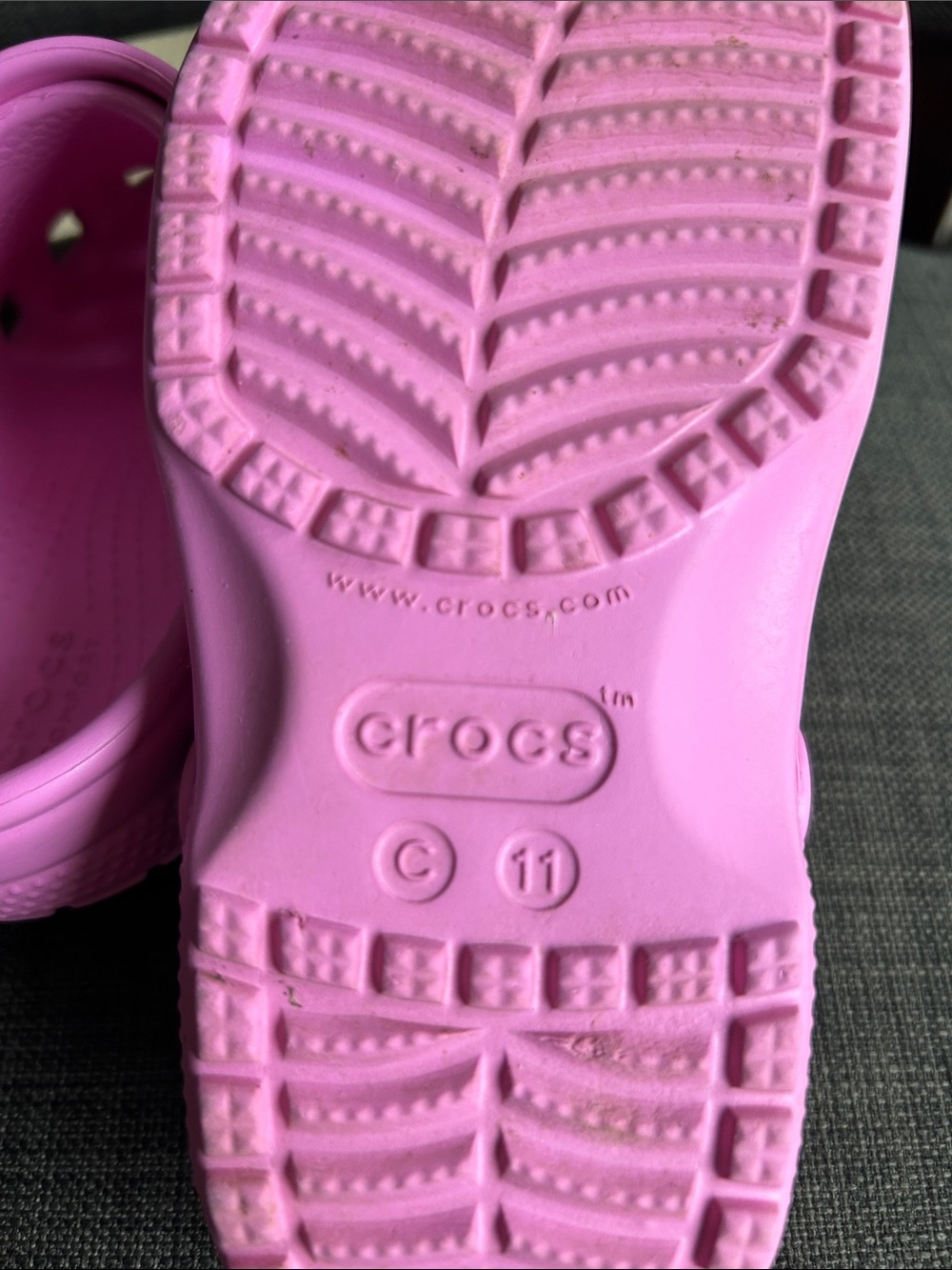 CROCS Kids Classic Clogs in Taffy Pink 11 Toddler (C11) - Picture 5 of 5
